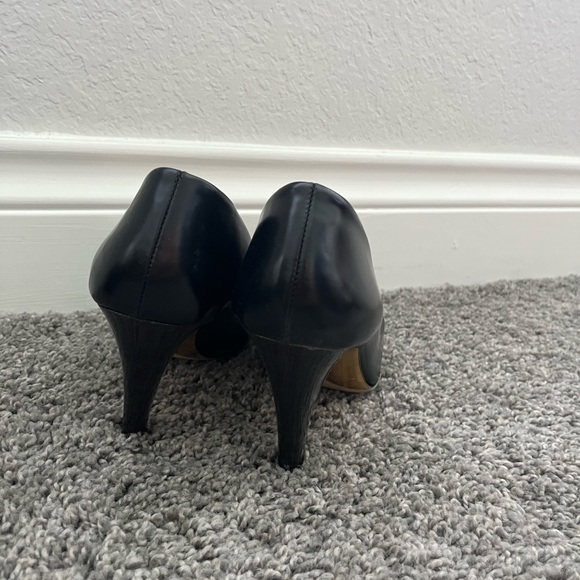 Kenneth Cole New York Black Heels - Picture 3 of 5